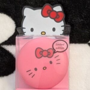 The Creme Shop Hello Kitty Pink Macaron Lip Balm Icing On The Cake - New In Box